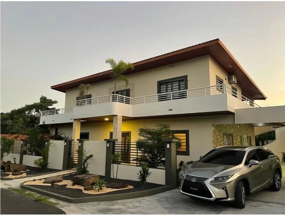 SAN CARLOS/ COSTA ESMERALDA / 930m2/ 4 HABITAC/ PISCINA / NEGOCIABLE