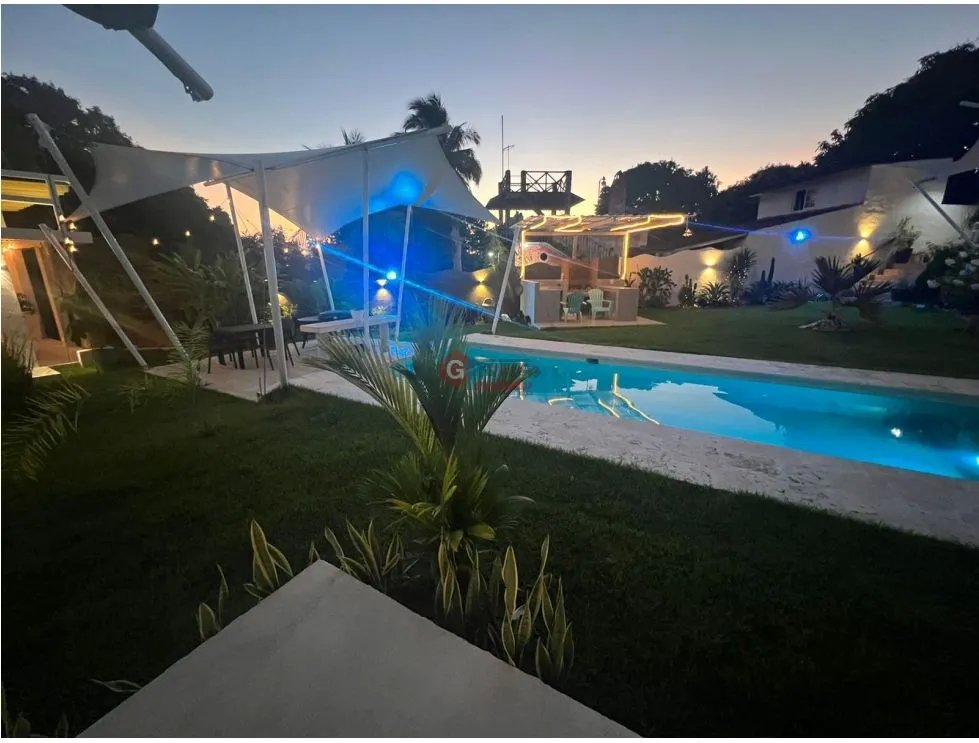 SAN CARLOS/ COSTA ESMERALDA / 930m2/ 4 HABITAC/ PISCINA / NEGOCIABLE
