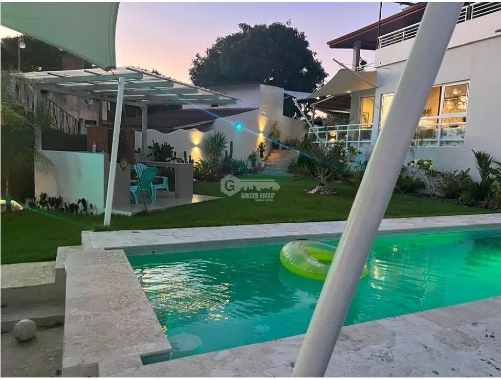 SAN CARLOS/ COSTA ESMERALDA / 930m2/ 4 HABITAC/ PISCINA / NEGOCIABLE