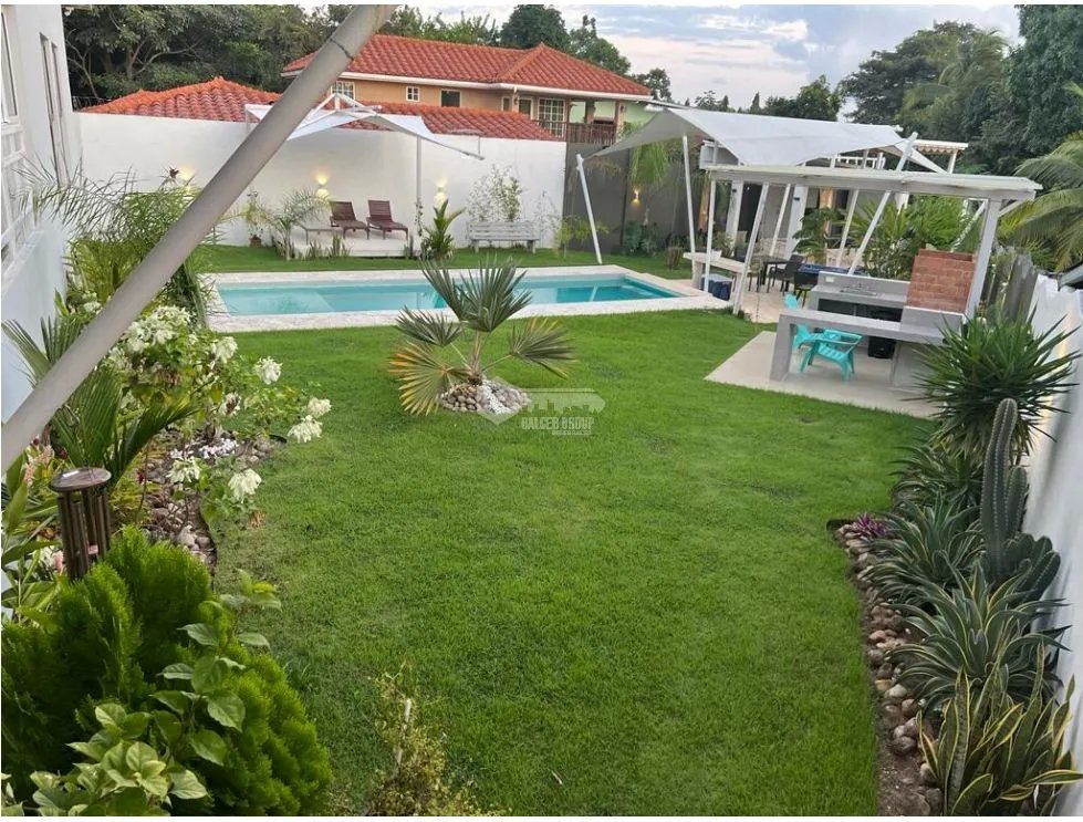 SAN CARLOS/ COSTA ESMERALDA / 930m2/ 4 HABITAC/ PISCINA / NEGOCIABLE