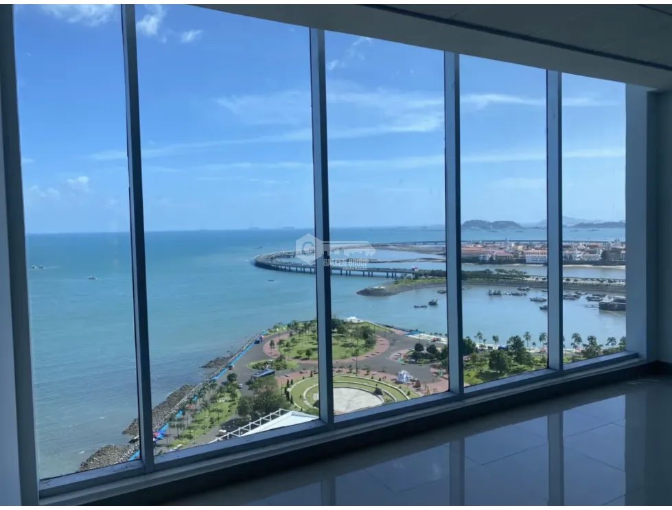 BALBOA / PH BOC / 100M / OFICINA / 4 PARKING / VISTA AL MAR / VACIO