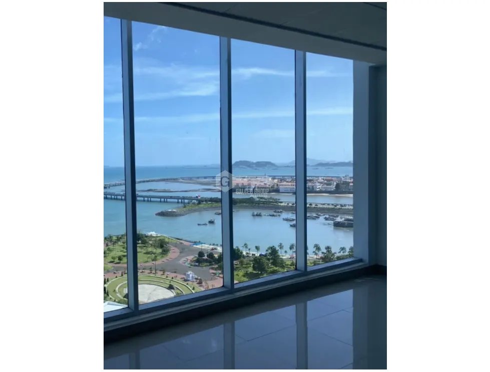 BALBOA / PH BOC / 100M / OFICINA / 4 PARKING / VISTA AL MAR / VACIO