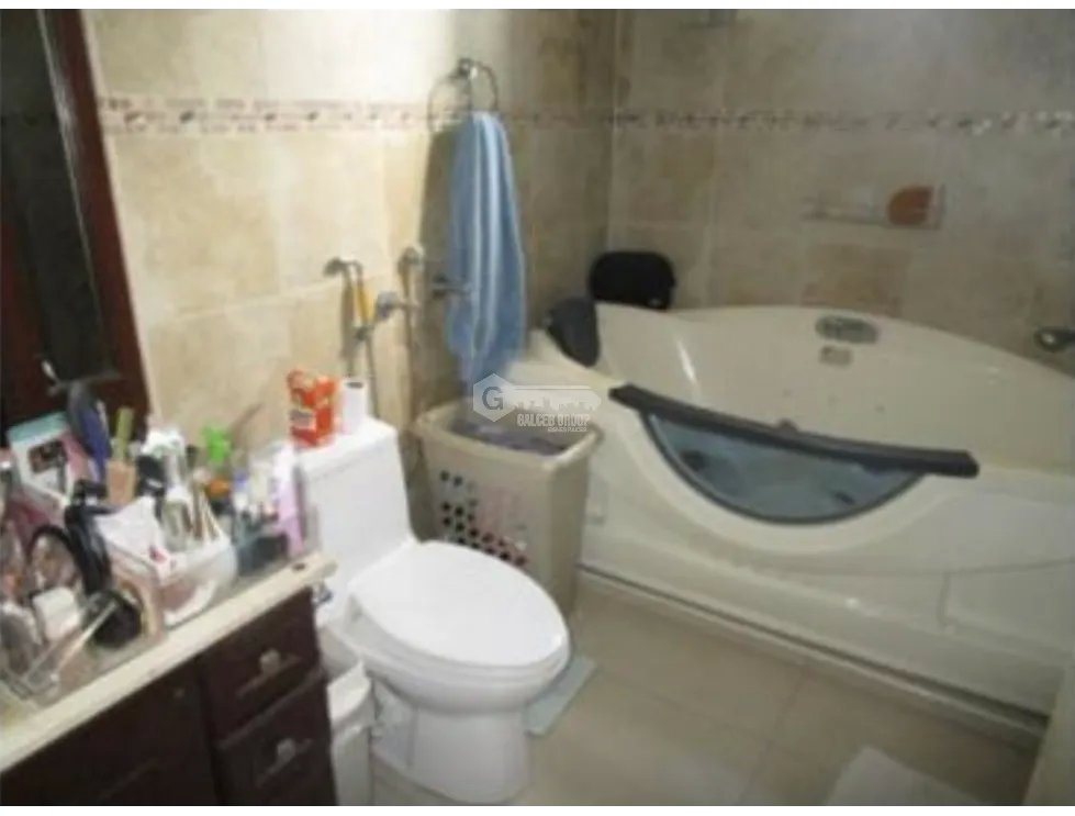 SAN FRANCISCO / ALTOS DEL GOLF / 500M / 4 HABITACIONES / JACUZZI JC