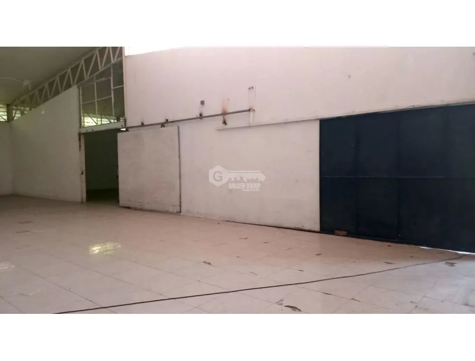 EL PARADOR / PEDREGAL  / 504M2 / GALERA COMERCIAL / SOBRE VIA
