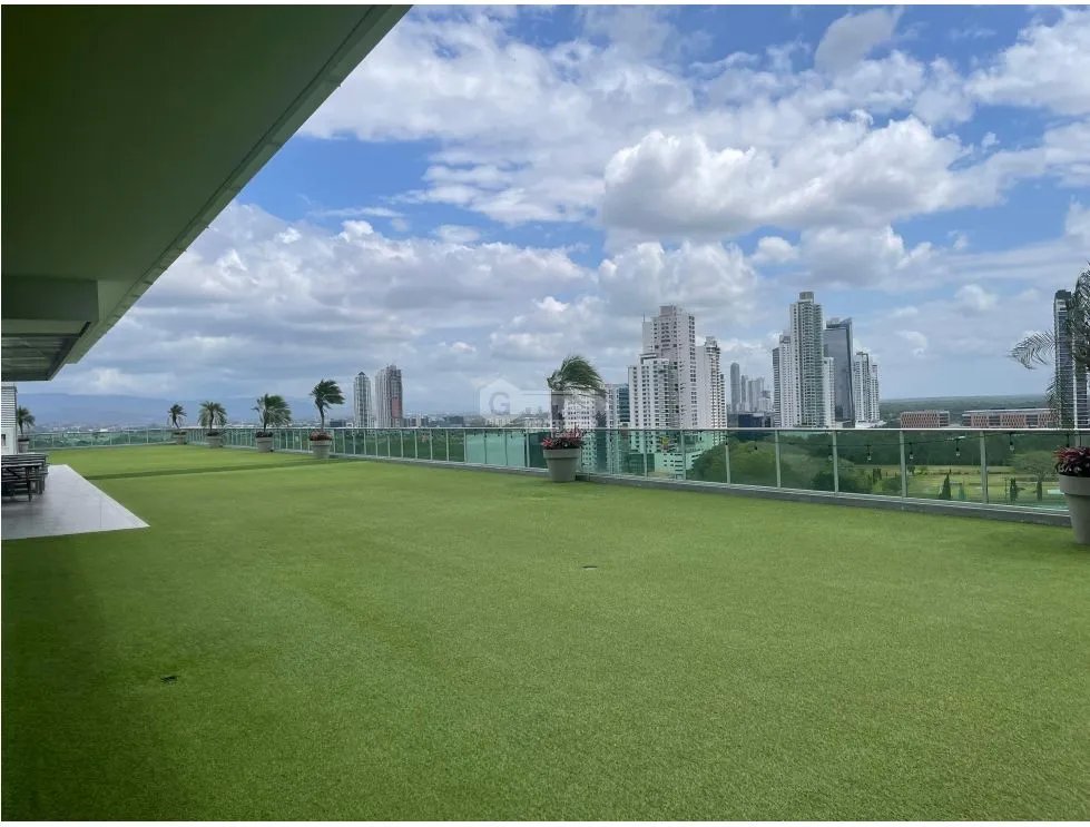 Office for rent in Costa del Este