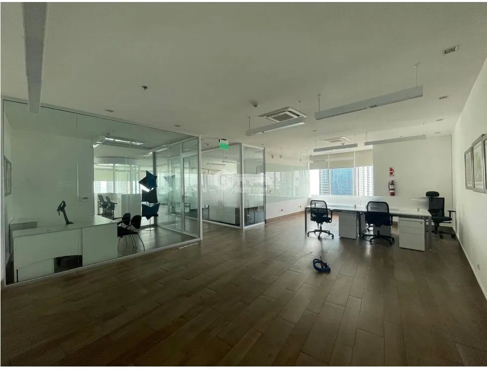 Office for rent in Costa del Este