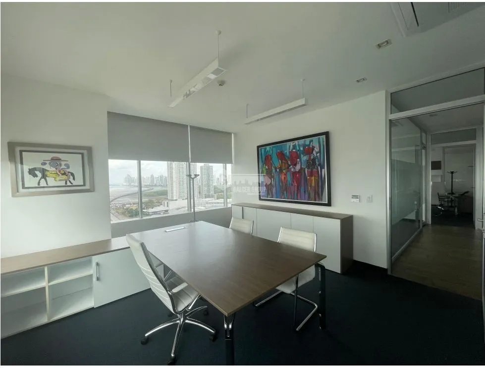 Office for rent in Costa del Este