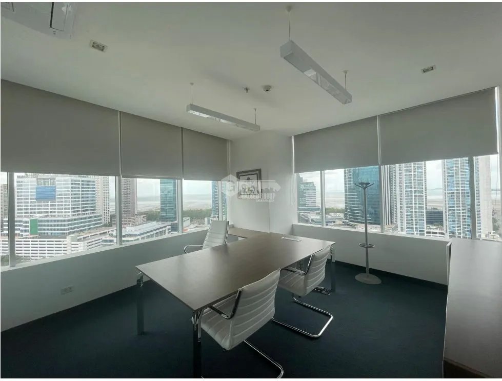Office for rent in Costa del Este