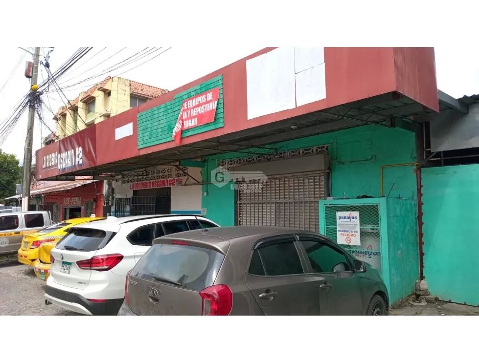 Building for sale in Rio Abajo