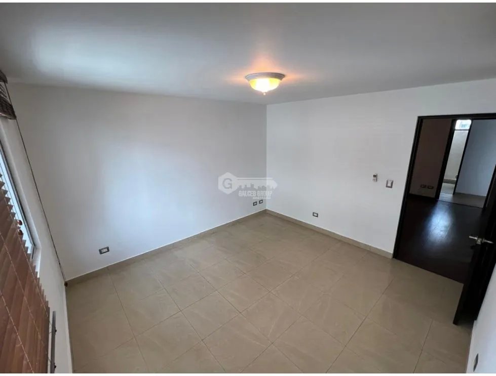 Apartment for sale in Villa de las Fuentes