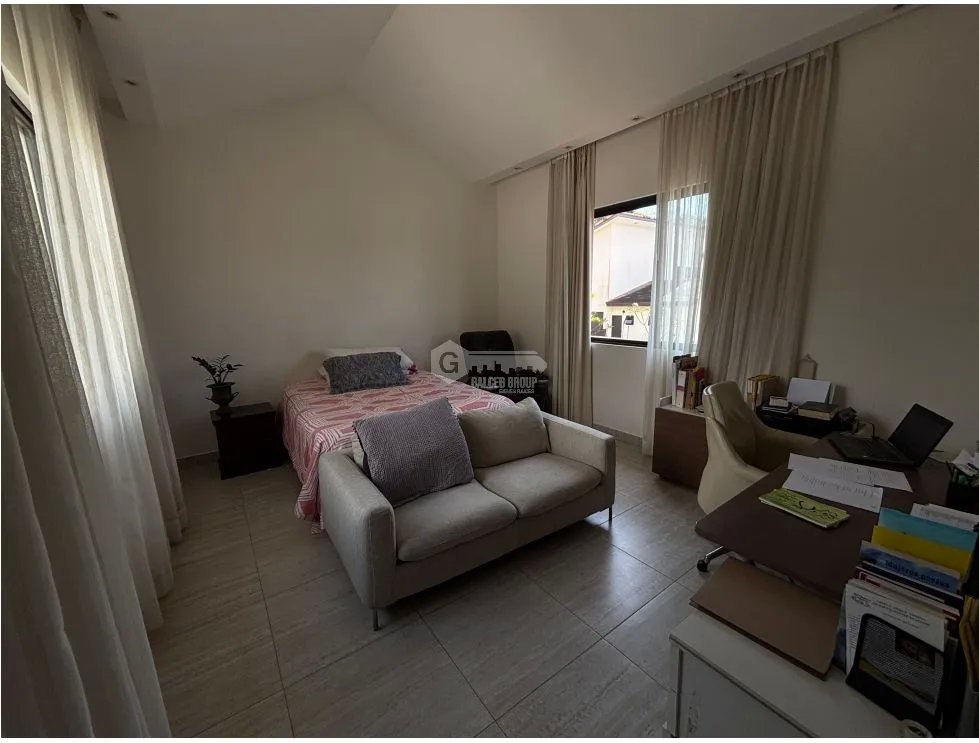 PANAMA PACIFICO / NATIVA HOWARD / 260M / 3 HABITACIONES / 2 NIVELES