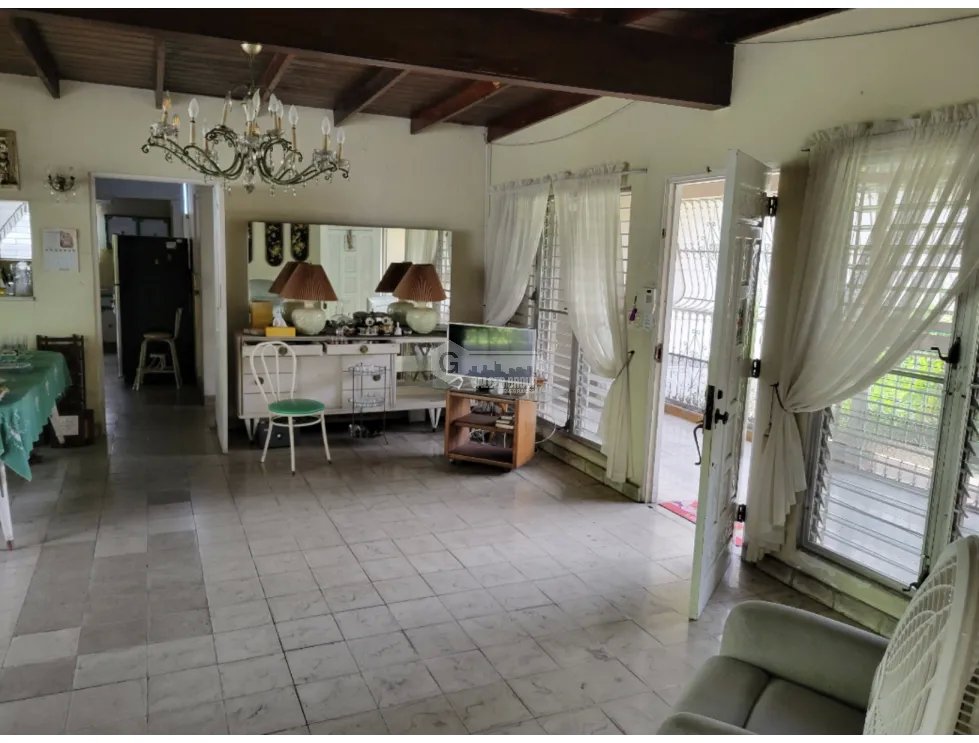 SAN FRANCISCO / ALTOS DEL GOLF / 1050M / TERRENO CON VIVIENDA JC
