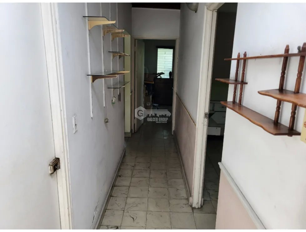 SAN FRANCISCO / ALTOS DEL GOLF / 1050M / TERRENO CON VIVIENDA JC