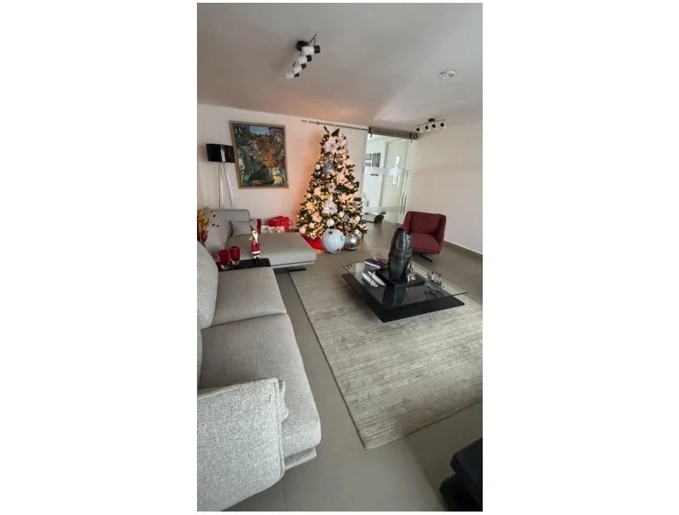 BETANIA / LOS ANGELES / 484M / 4 HABITACIONES / 4 PARKING / 2 NIVELES