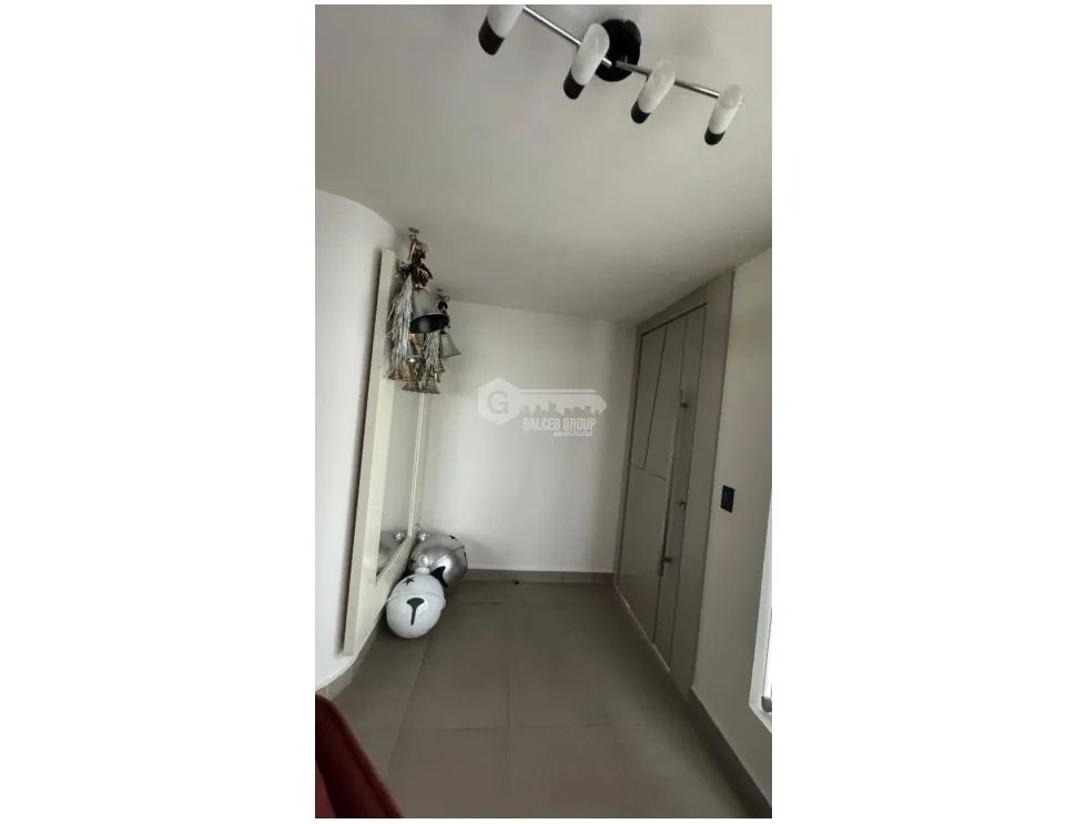 BETANIA / LOS ANGELES / 484M / 4 HABITACIONES / 4 PARKING / 2 NIVELES