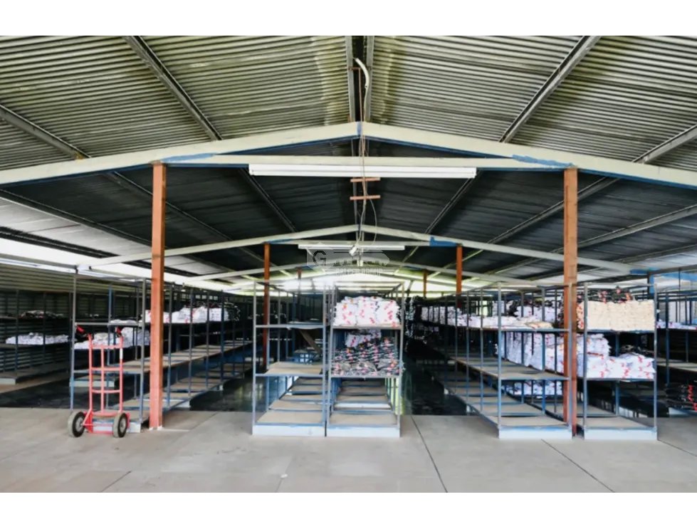 12 DE OCTUBRE / 1990M / TERRENO COMERCIAL IDEAL PARA DESARROLLO / C-2