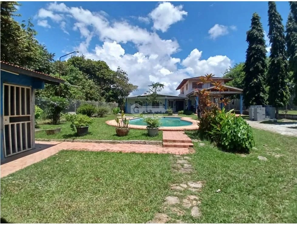 Single Family House for sale in Coronado
