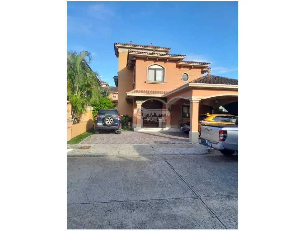 Single Family House for sale in Costa Sur