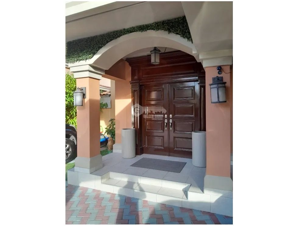 Single Family House for sale in Costa Sur