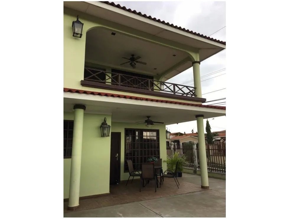 BRISAS DEL GOLF / 463 M2 / 5 HABITACION / 2 PARKING / ESQUINA / DUPLEX