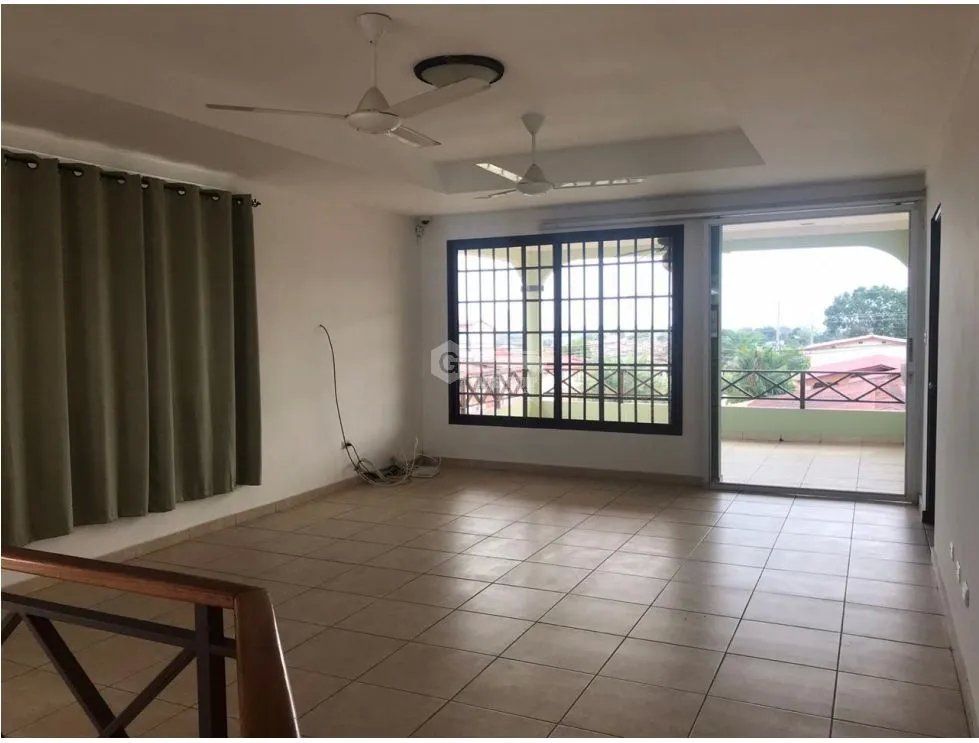 BRISAS DEL GOLF / 463 M2 / 5 HABITACION / 2 PARKING / ESQUINA / DUPLEX