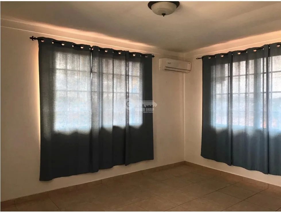 BRISAS DEL GOLF / 463 M2 / 5 HABITACION / 2 PARKING / ESQUINA / DUPLEX