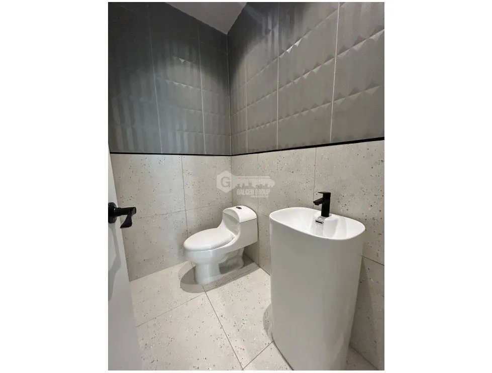 Office for rent in Costa del Este