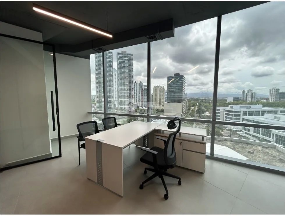 Office for rent in Costa del Este