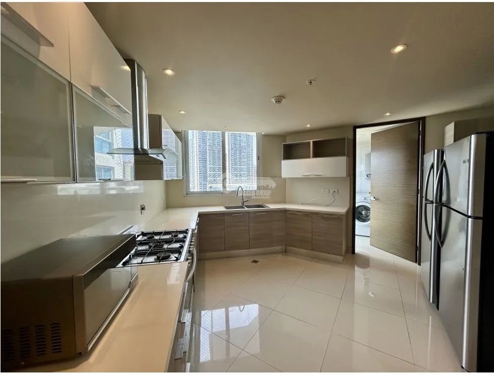 COSTA DEL ESTE / THE REGENT / 202M / 3 HABITACION / AMOBLADO / TERRAZA