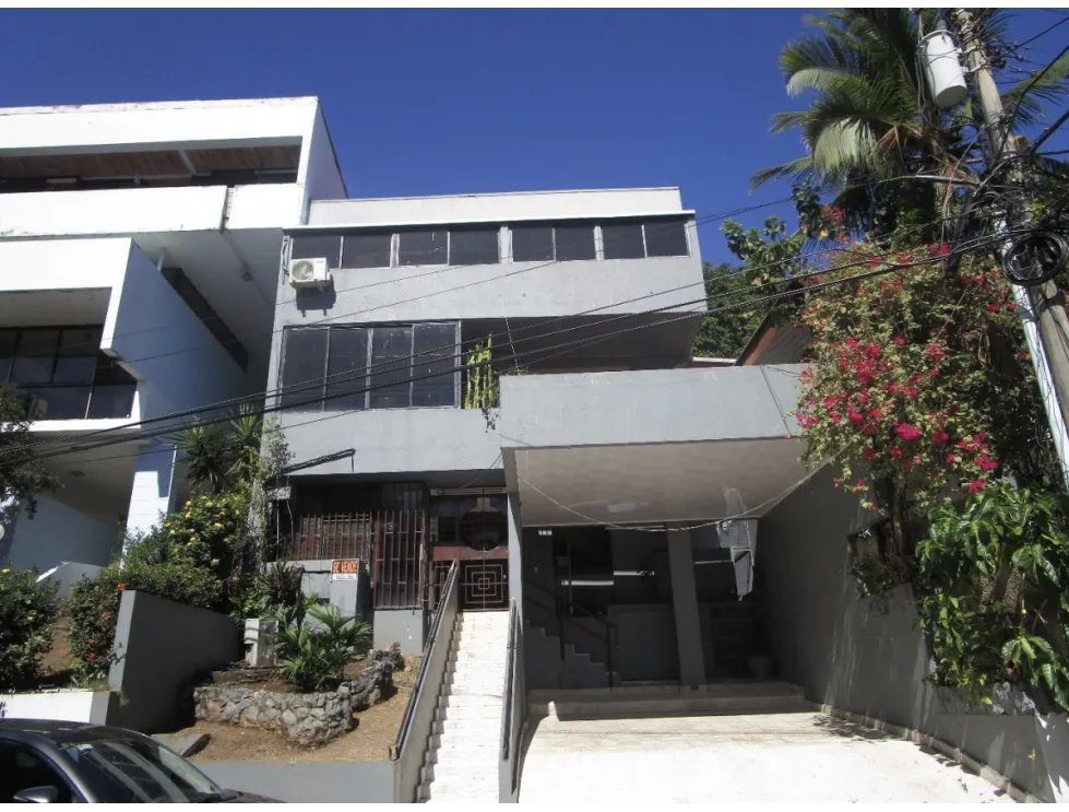 BETANIA / LOS ANGELES / 361M / DUPLEX / 4 HABITACIONES / 2 PARKING JC