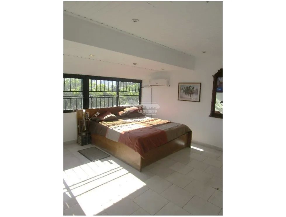 BETANIA / LOS ANGELES / 361M / DUPLEX / 4 HABITACIONES / 2 PARKING JC