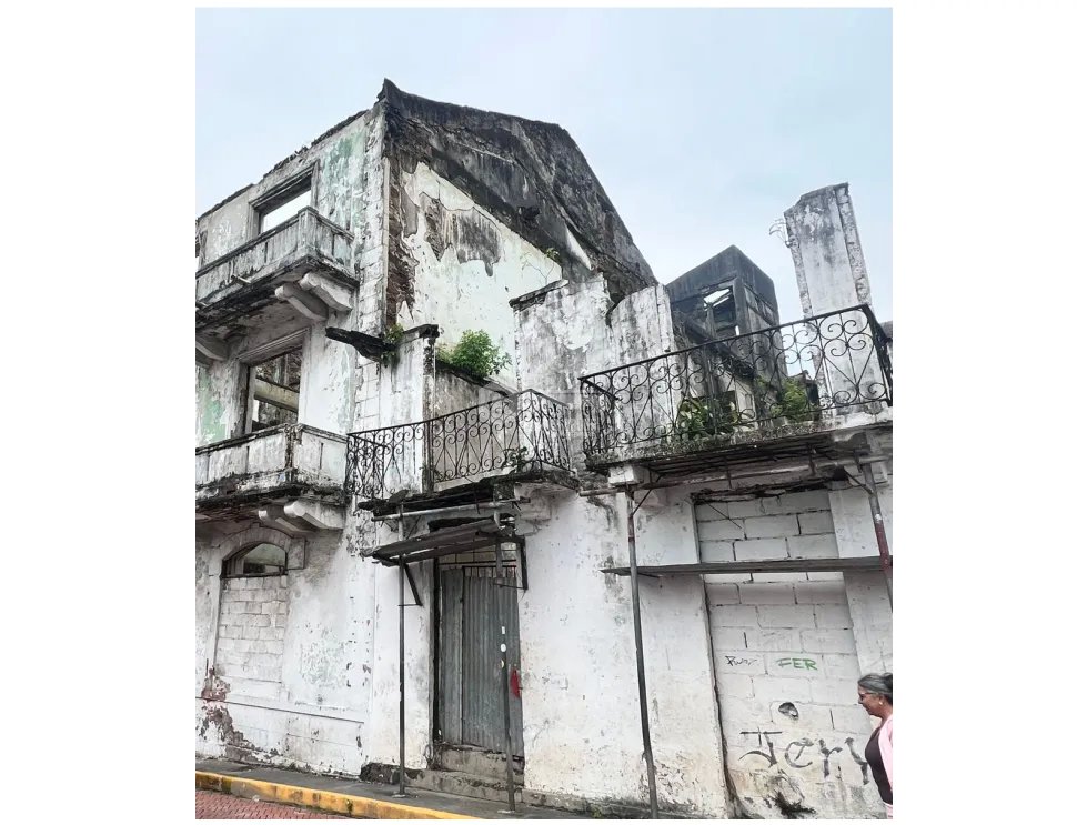 CASCO VIEJO / 920 M2 / FRENTE A VIA / RMH1-C2 / IDEAL PARA INVERSION