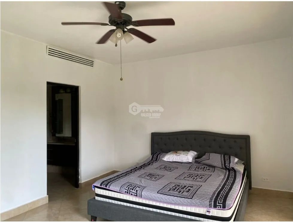Apartment for sale in Clayton