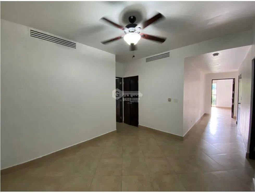 Apartment for sale in Clayton
