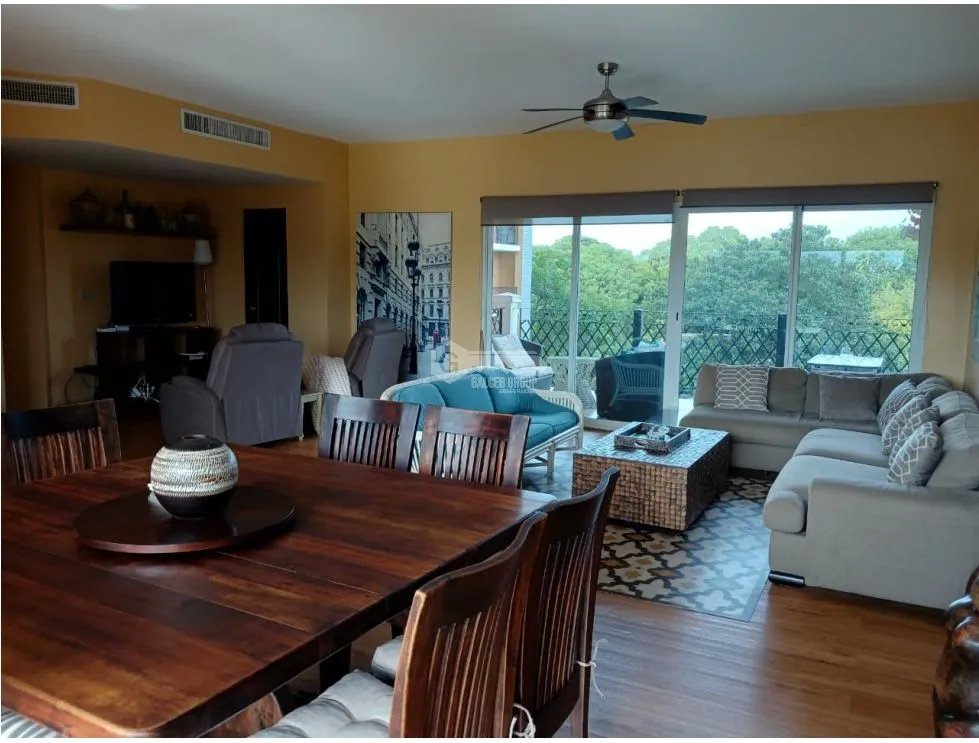 Single Family House for sale in Coronado