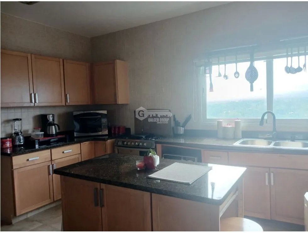 Single Family House for sale in Coronado