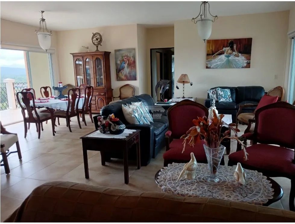 Single Family House for sale in Coronado