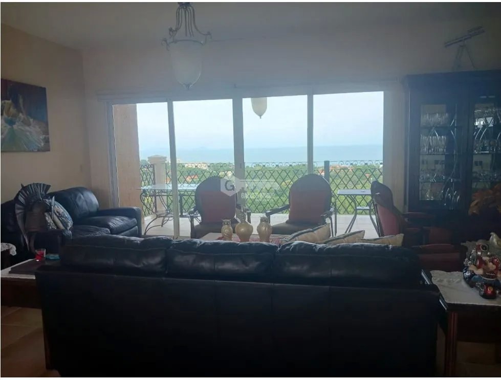 Single Family House for sale in Coronado