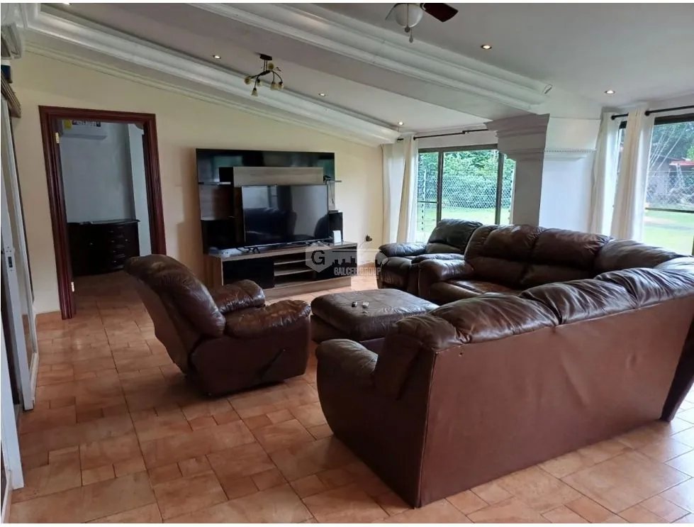 Single Family House for sale in David