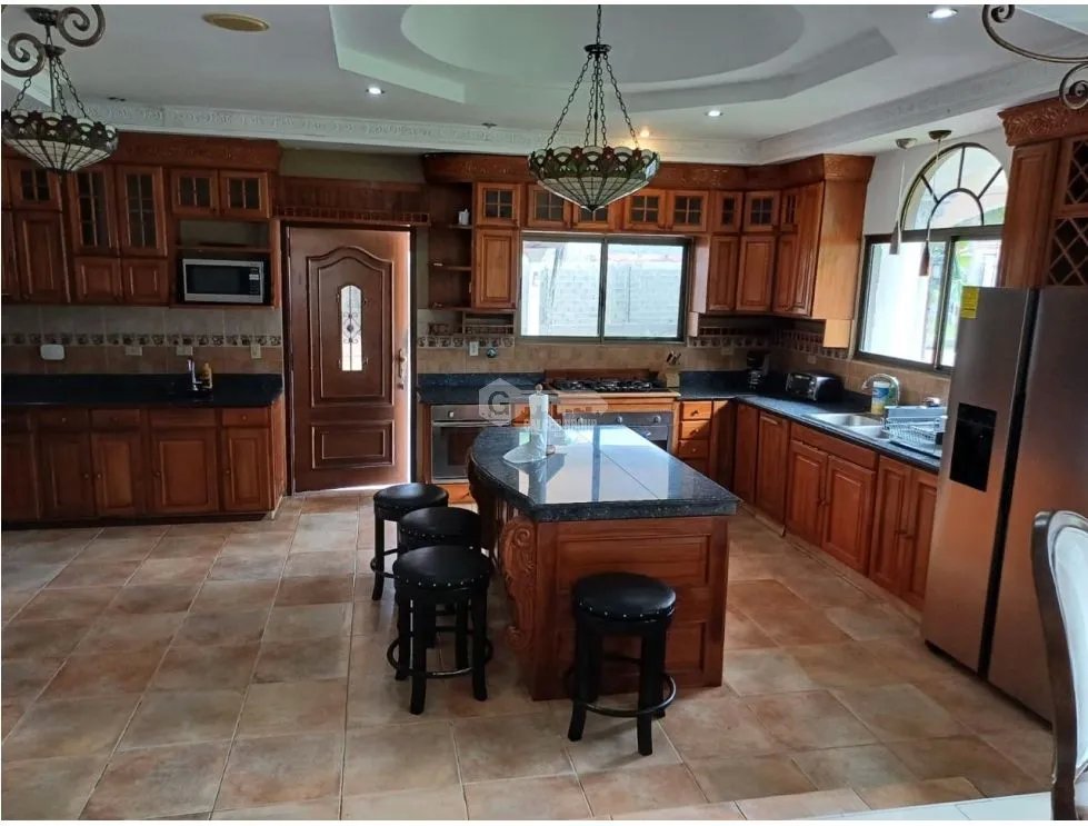 Single Family House for sale in David