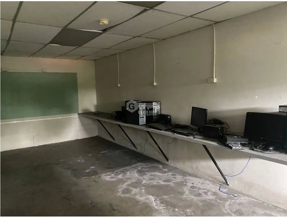 CUIDAD RADIAL / ESCUELA / 751M / IDEAL PARA CENTRO ESTUDIANTIL YH