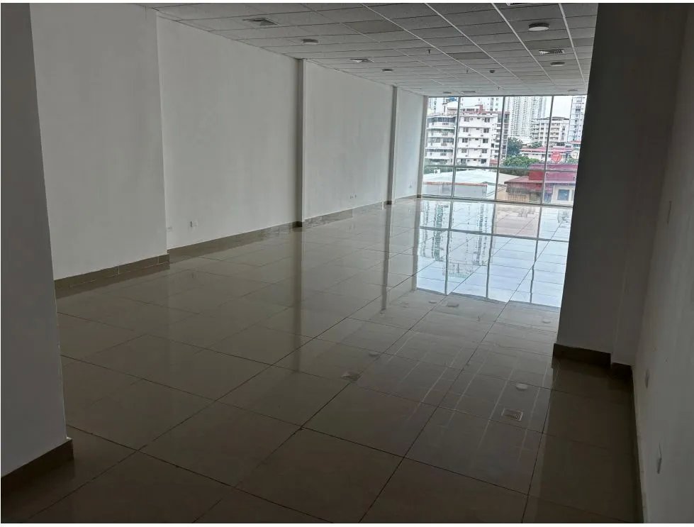 Office for rent in El Carmen