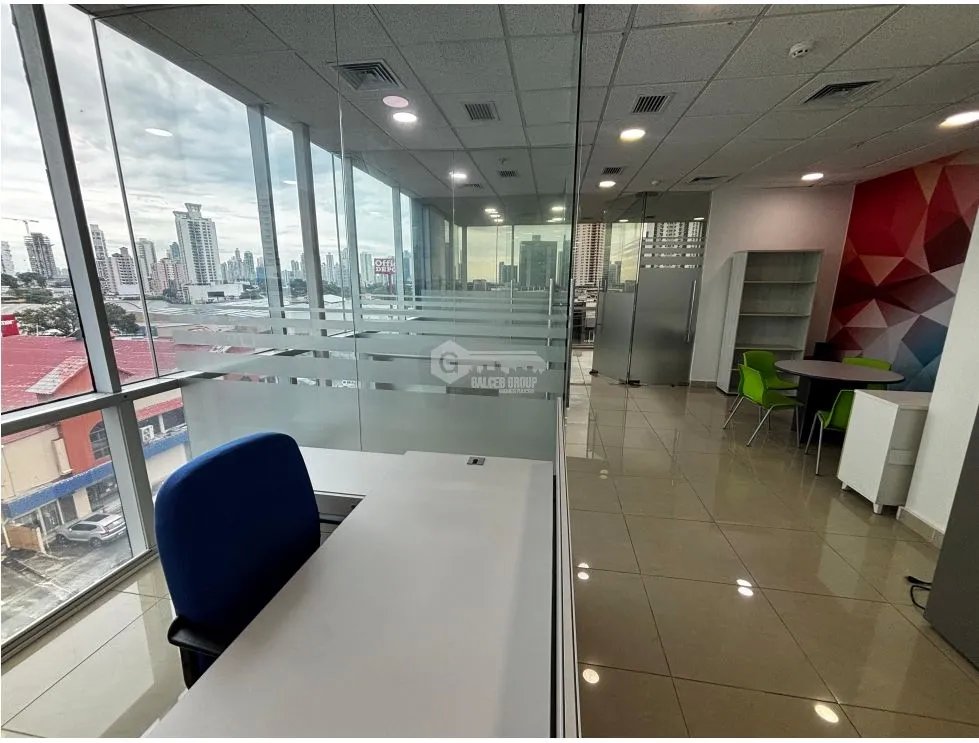 Office for rent in El Carmen