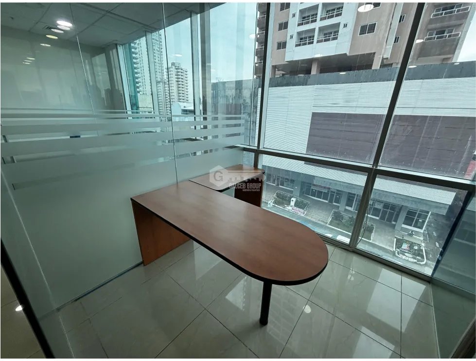 Office for rent in El Carmen
