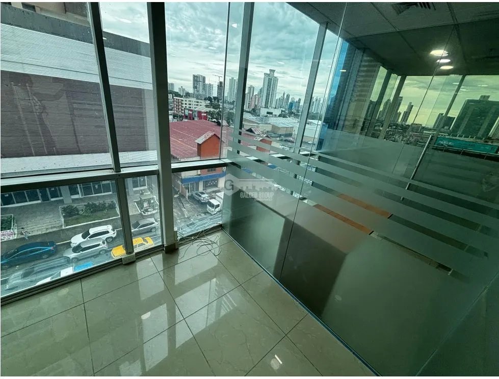 Office for rent in El Carmen