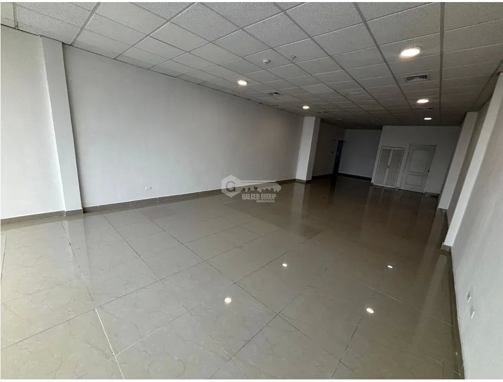 Office for rent in El Carmen