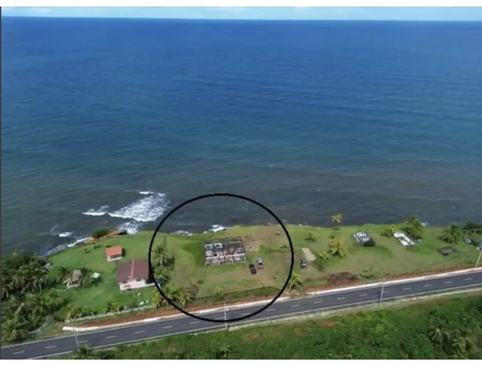TERRENO FRENTE AL MAR / COLON PALMAS BELLAS / 2500M / ORILLA CALLE JC