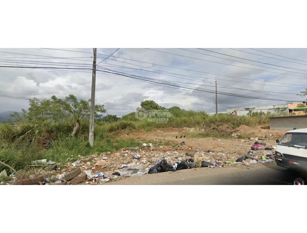 PACORA / SANTA FÉ / 30000 M / USO COMERCIAL / FRENTE A VIA PRINCIPAL