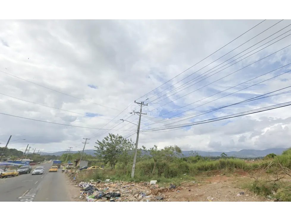 PACORA / SANTA FÉ / 30000 M / USO COMERCIAL / FRENTE A VIA PRINCIPAL