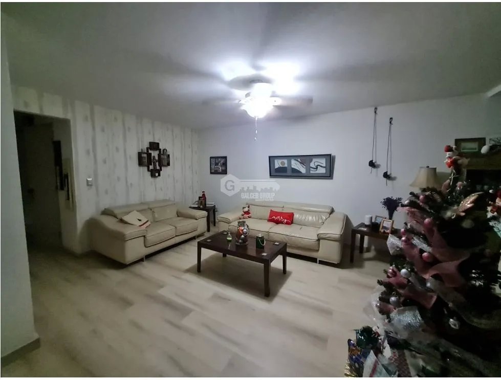 Single Family House for sale in Albrook